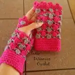 fingerless gloves