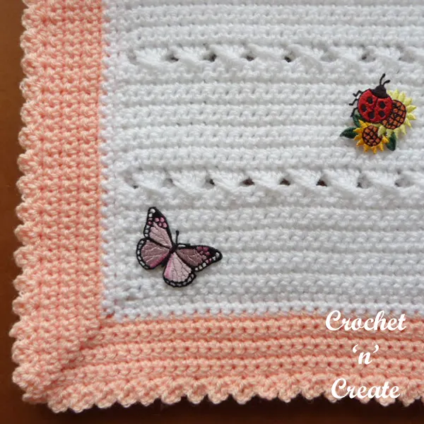 crisscross baby blanket corner