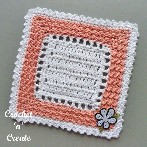 square doily-600e