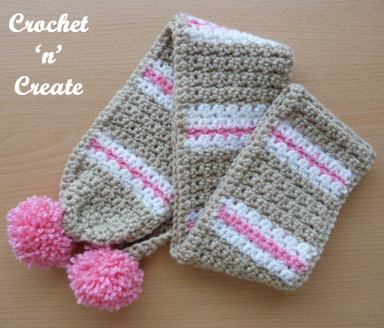 crochet child's hat-scarf