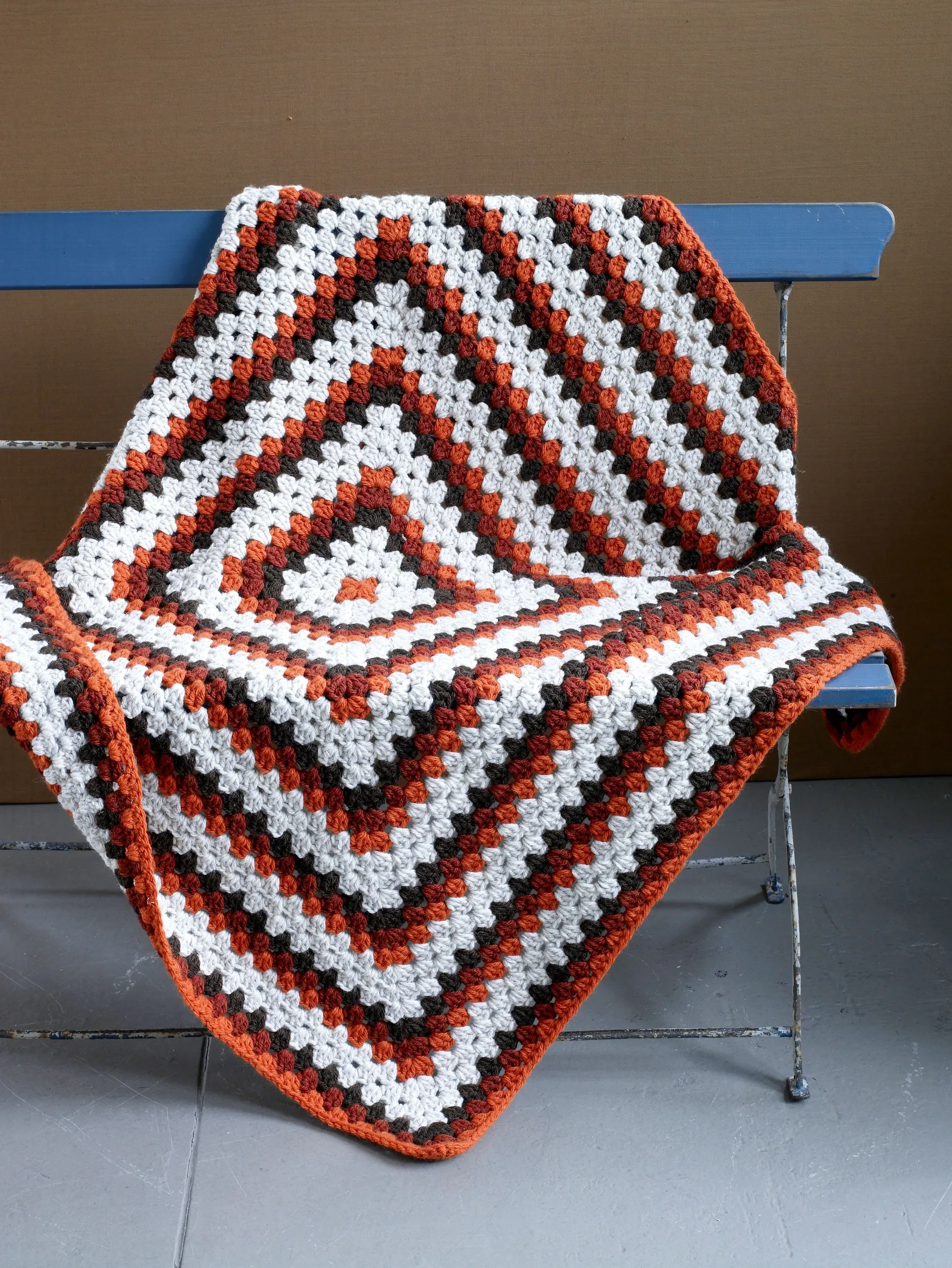 Grand-Granny-Square-Afghan