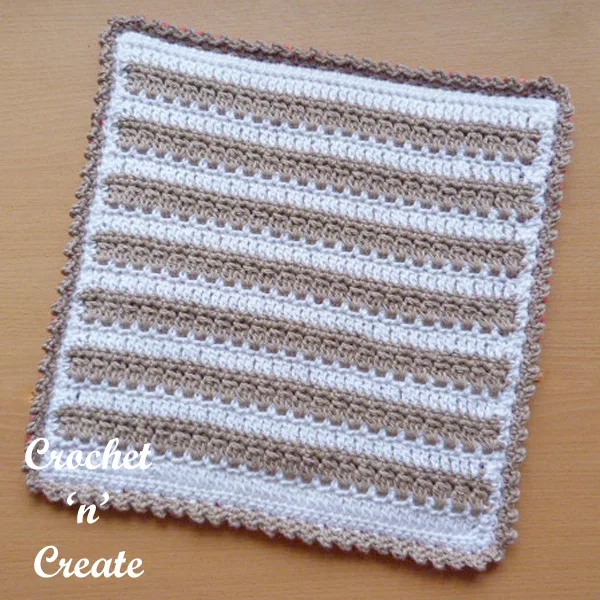 Free crochet pattern-square hot pad UK