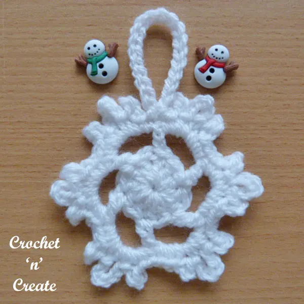 Free crochet pattern snowflake tree decoration UK