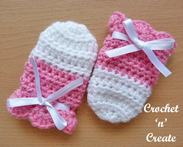 Crochet cutie baby mitts pattern