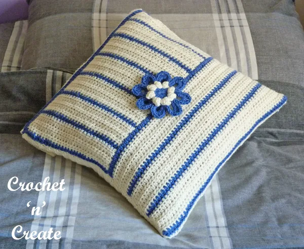 flower pillow cover free crochet pattern