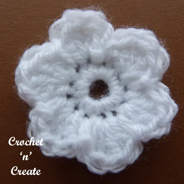 Crochet dinky flower applique5