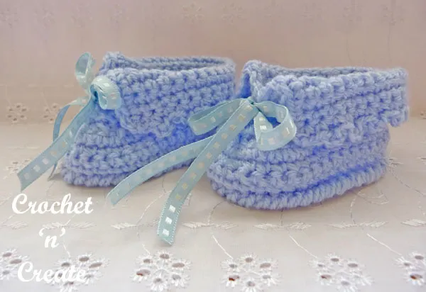 crochet baby booties7