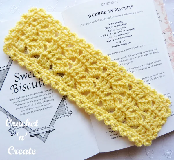 little boxes crochet bookmark