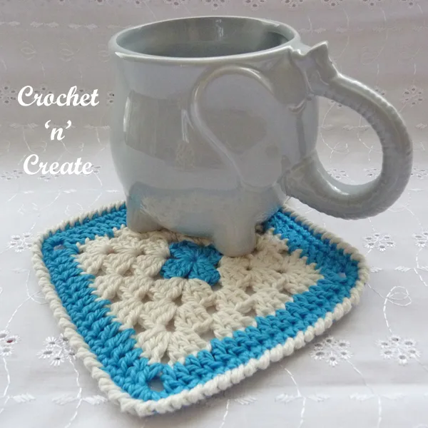 crochet grannies square coaster