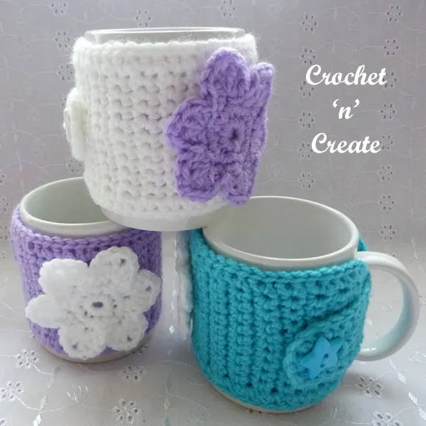 crochet flowered mug sleeve