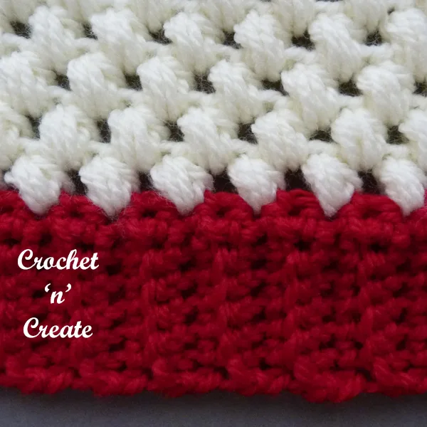 cowl stitch closeup