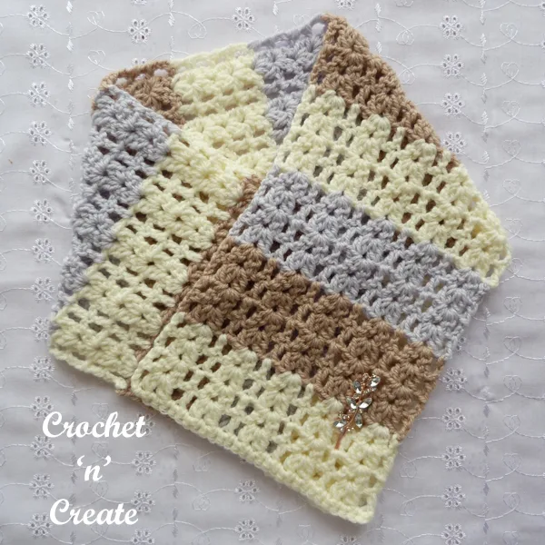 Brown-grey cowl 