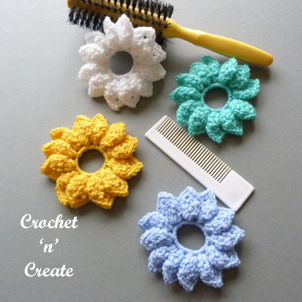 crochet folded leaf scrunchie