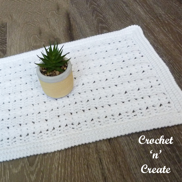 crochet dining centre